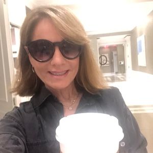 Meet your Posher, Phyllis